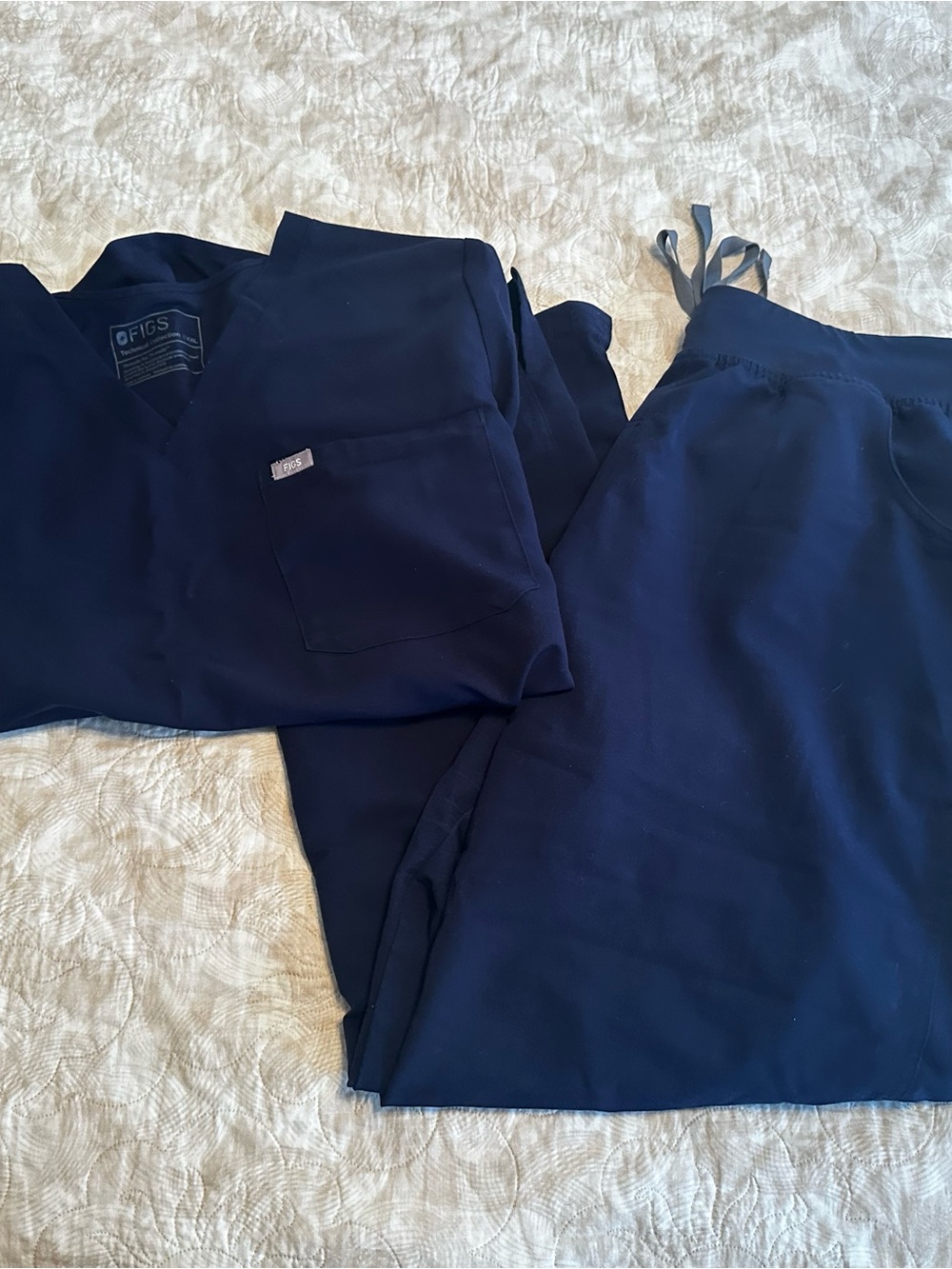 FIGS Navy Scrub Set XXL